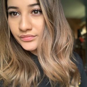 Meet your Posher, Jade